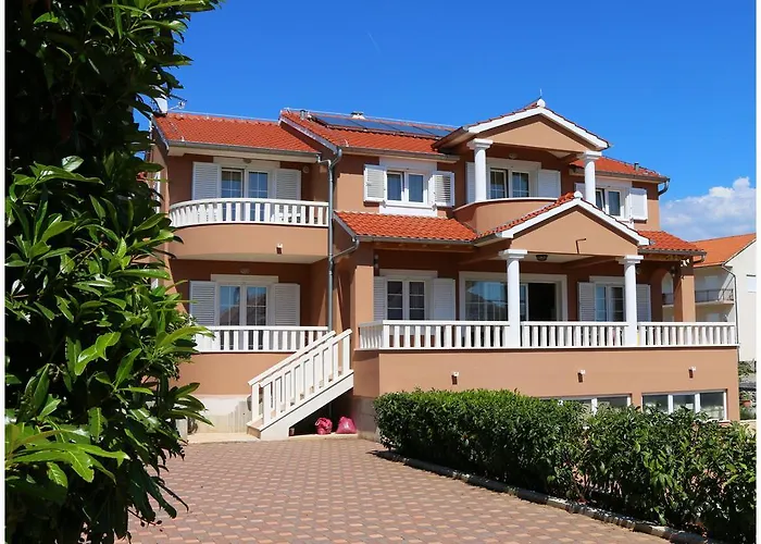Apartments Rupe